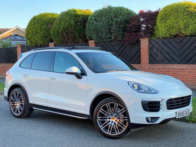 Porsche Cayenne 4.2 TD V8 S TiptronicS 4WD Euro 6 (s/s) 5dr SUV Diesel White