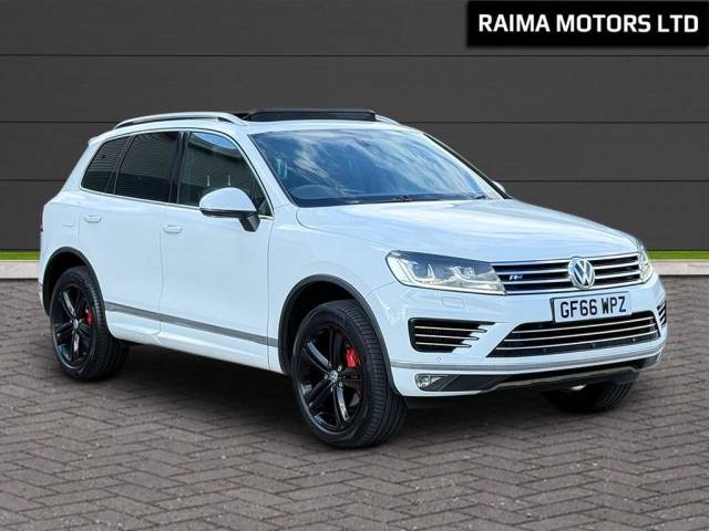 Volkswagen Touareg 3.0 TDI V6 BlueMotion Tech R-Line Plus Tiptronic 4WD Euro 6 (s/s) 5dr SUV Diesel White