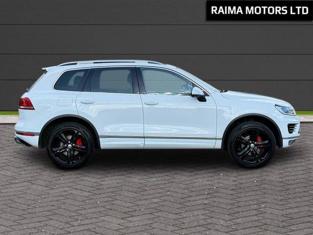 2016 Volkswagen Touareg 3.0 TDI V6 BlueMotion Tech R-Line Plus Tiptronic 4WD Euro 6 (s/s) 5dr