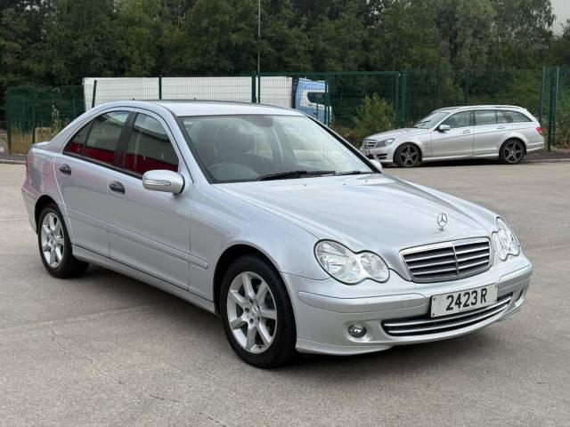 Mercedes-Benz C Class 2.1 C200 CDI Classic SE 4dr Saloon Diesel Silver